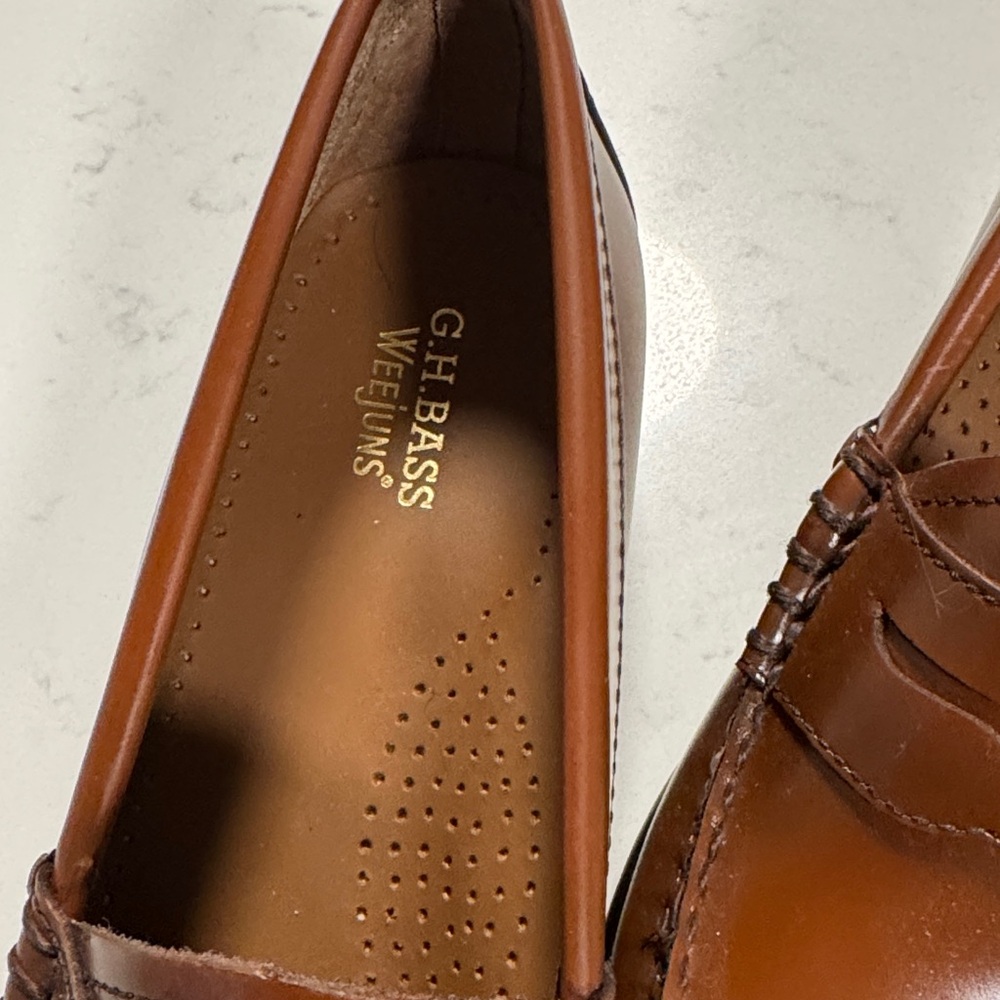 Whitney Weejuns Penny Loafer - Picture 5 of 6
